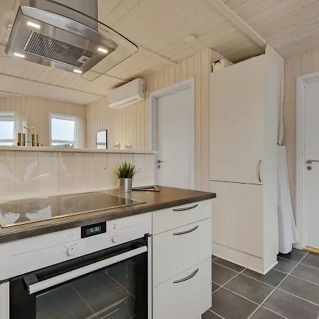 Дом отдыха Tinemarie - 200m From The Sea In Western Jutland By Interhome *