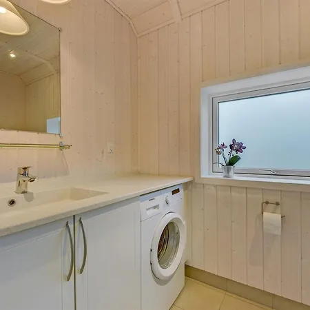 Vakantiehuis Tinemarie - 200m From The Sea By Interhome